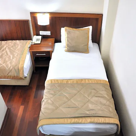 Otel Centrum 3*