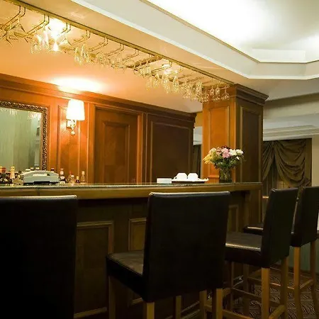 Otel Centrum 3*